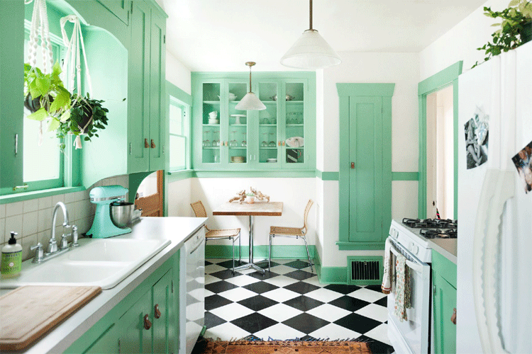 Lush green Kitchen Cabinet Colors Trends