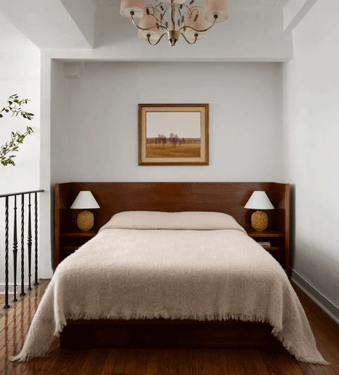 Elegant And Comfortable Bedroom